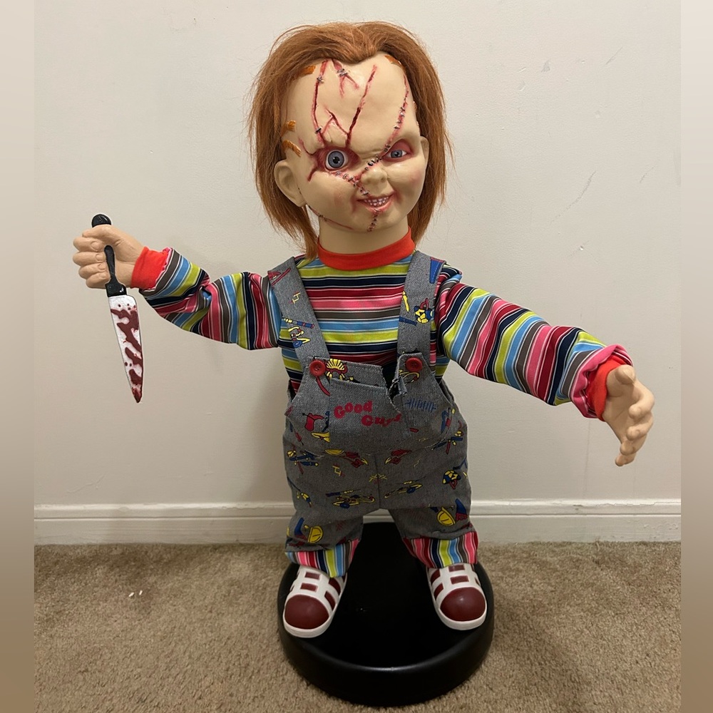 2 Ft Bump ‘N Go Roaming Chucky Doll Animatronics Bride of Chucky